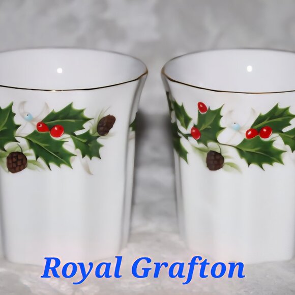 Mismatched Christmas Poinsettia Teacup Set | Bluebird | Royal Heritage - Picture 13 of 13